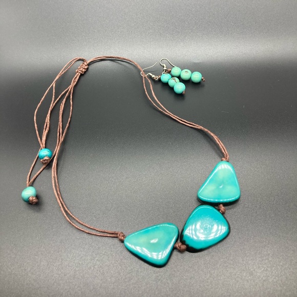 Tagua Nut Necklace / Organic Jewelry - Picture 4 of 5